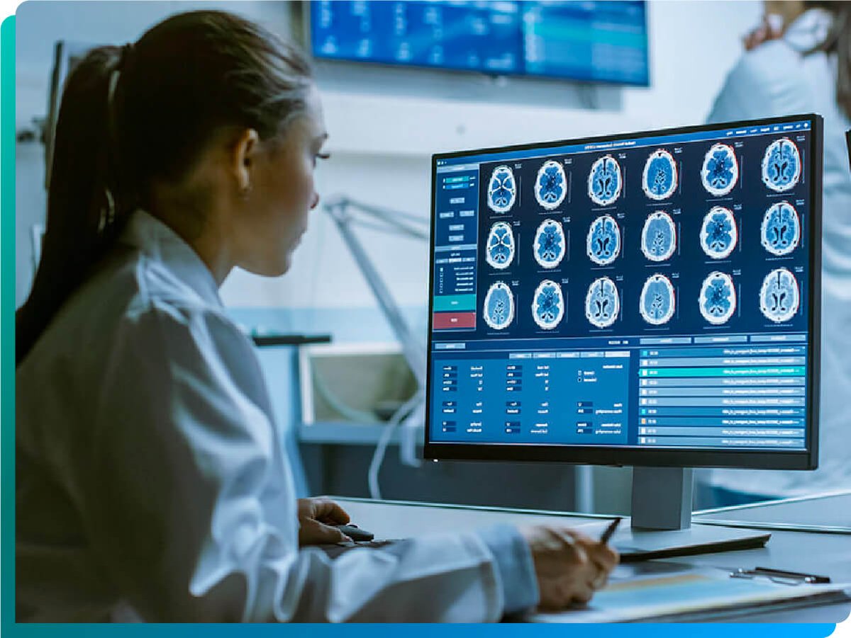 Radiologist-Reading-Neuro-Images-Data-Protection Radiologist-Reading-Neuro-Images-Data-Protection